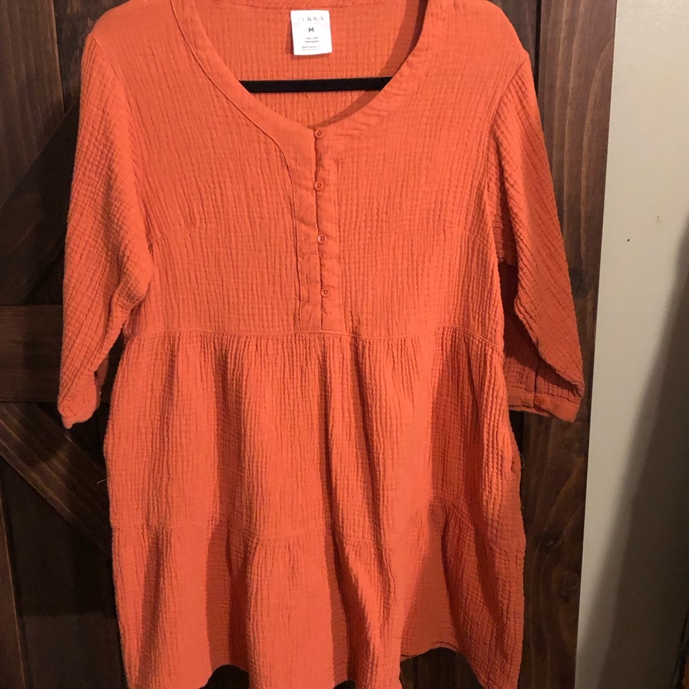 Serra Burnt Orange Crinkle Tiered Button Dress